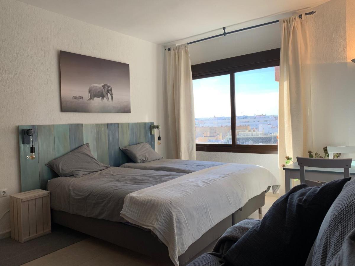 Apartamentos RG Resitur Sevilla Bagian luar foto