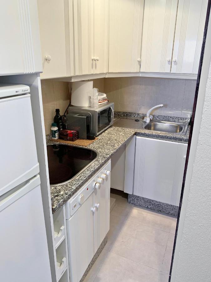Apartamentos RG Resitur Sevilla Bagian luar foto